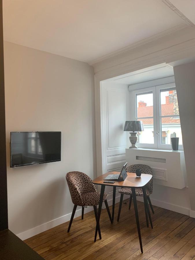 Celect'In Lyon Suites climatisées SkyView Esterno foto