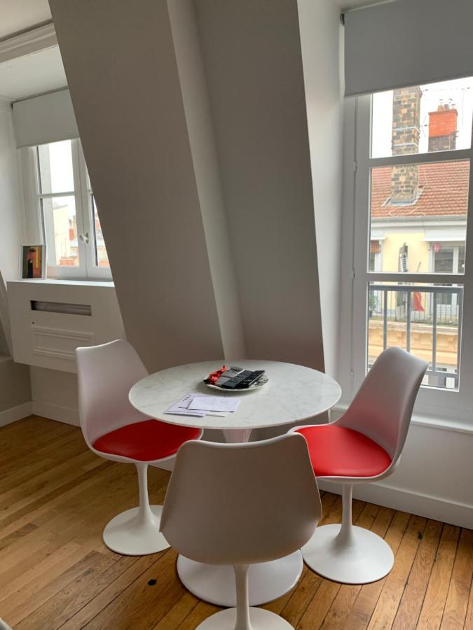 Celect'In Lyon Suites climatisées SkyView Esterno foto